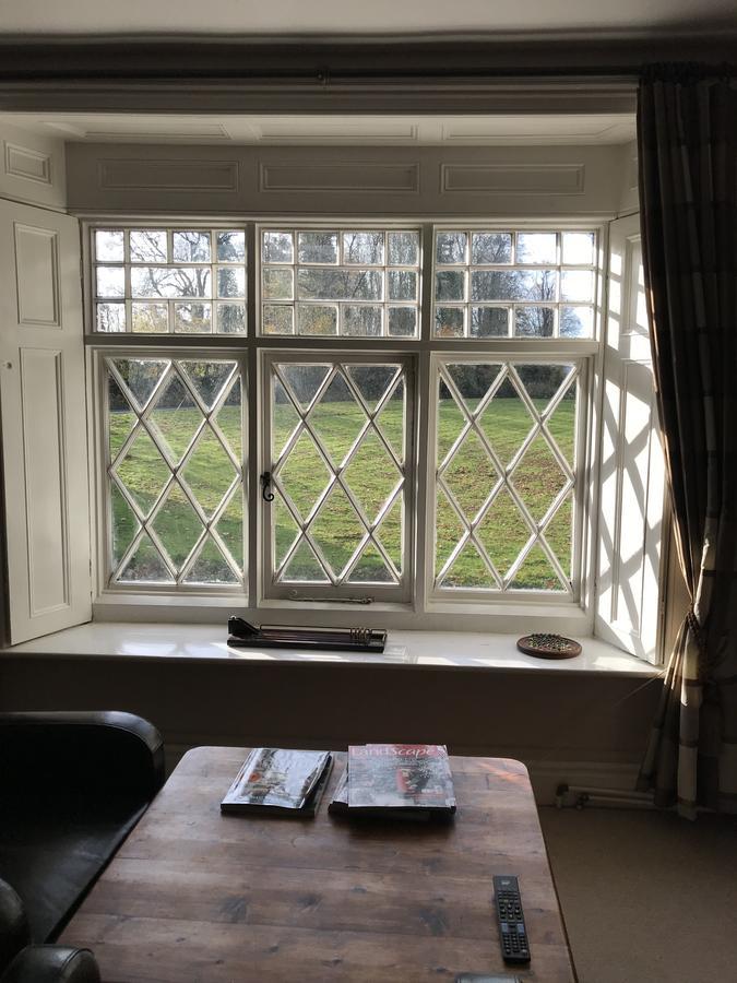 The Clytha Arms Hotel Abergavenny Bagian luar foto