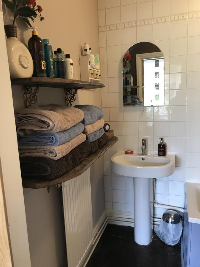 The Clytha Arms Hotel Abergavenny Bagian luar foto